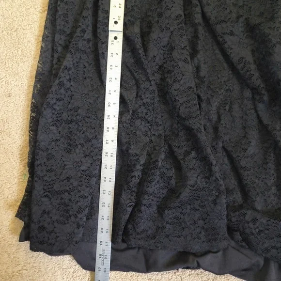 Torrid Black Lace Dress Size 2 Plus Midi V Neck Gothic Witchy 2X 3/4 sleeve - Picture 10 of 12